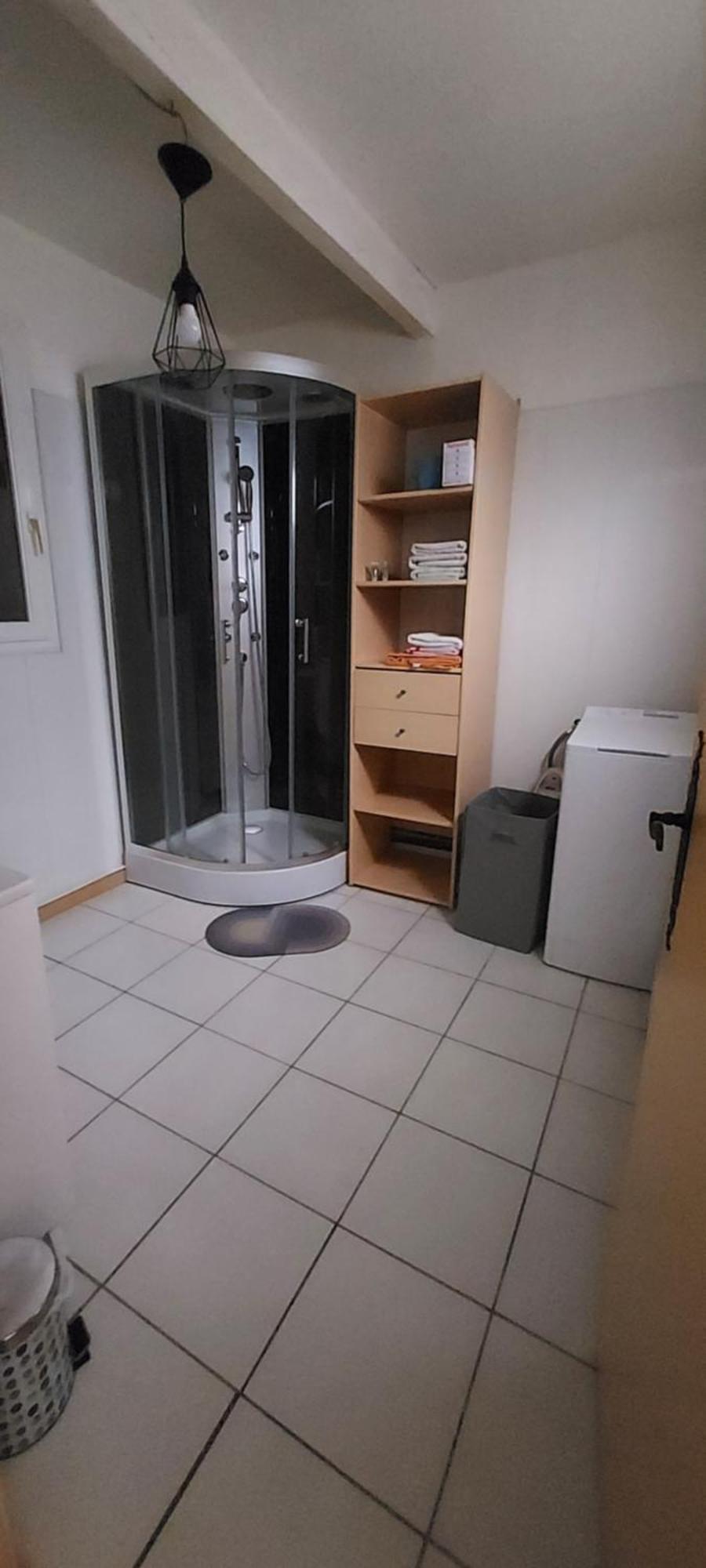 Le Barcares Logement Climatise Pour 6 Personnes, Draps Et Serviettes Non Fournis Air-Conditioned Accommodation For 6 People, Sheets And Towels Not Provided Alojamiento Con Aire Acondicionado Para 6 Personas, Sabanas Y Toallas No Incluidas Luaran gambar